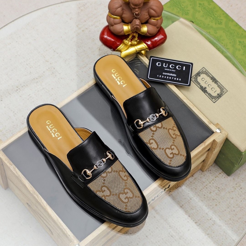 G*u*i slippers